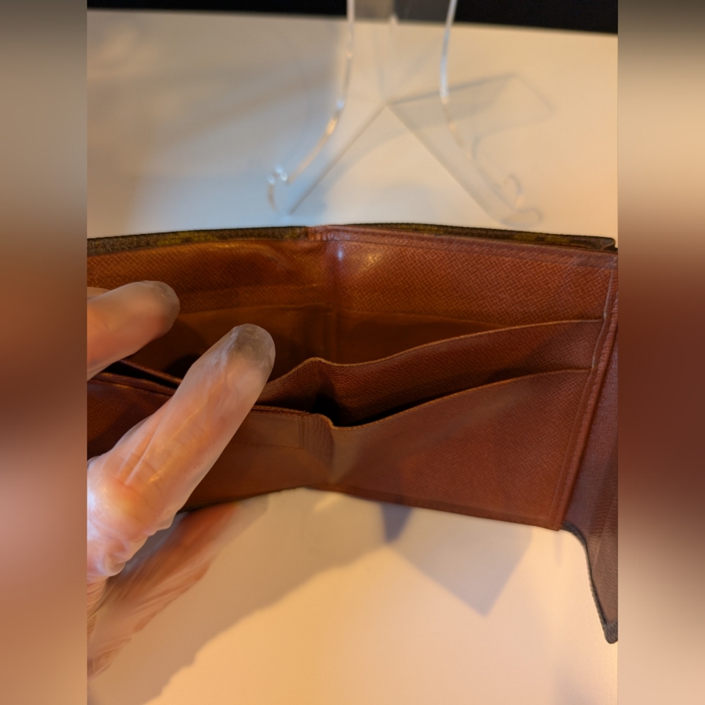 Louis Vuitton Vintage Monogram Wallet 1986 - Picture 15 of 16